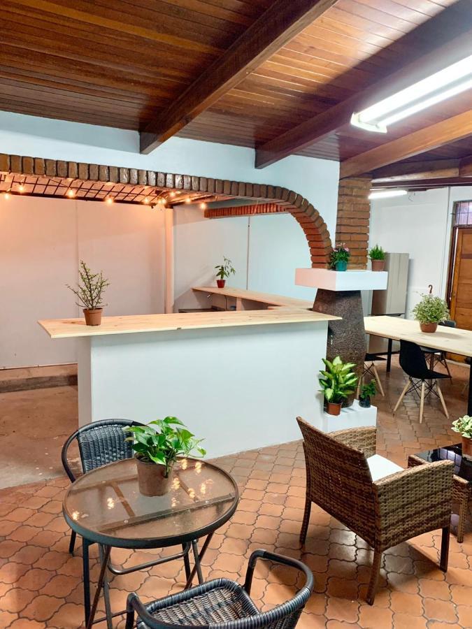 Global House Cr Hostel Backpackers Alajuela Habitacion Compartida 2 Camas Por Habitacion Luaran gambar