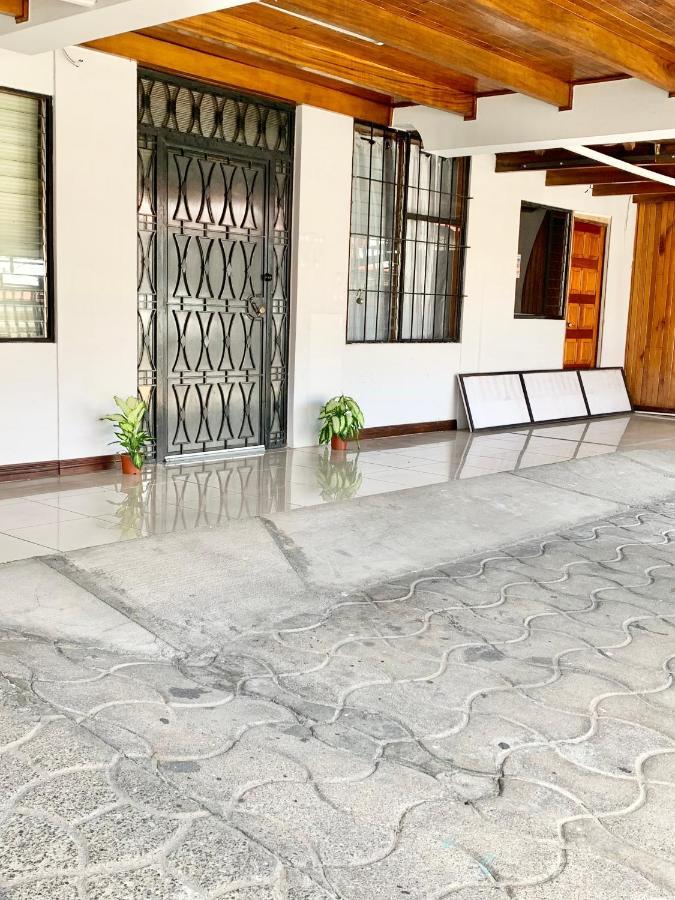 Global House Cr Hostel Backpackers Alajuela Habitacion Compartida 2 Camas Por Habitacion Luaran gambar
